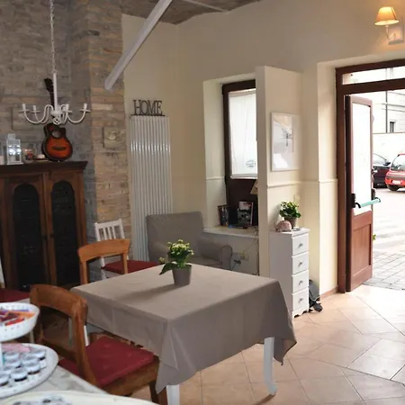 Bed & Breakfast Piazza Mercato 3*