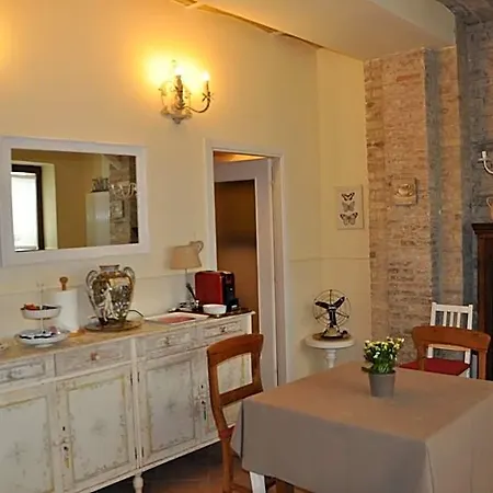 Piazza Mercato Hotel